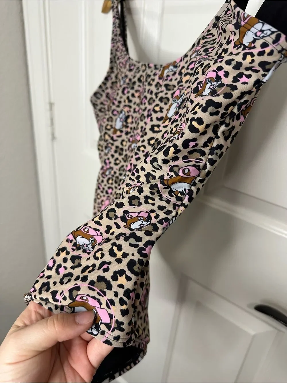 Buccees Tan Pink Cheetah Print Beaver Logo All Over One Piece Swimsuit XS Texas